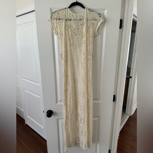 Lilka lace maxi dress with lining size xs